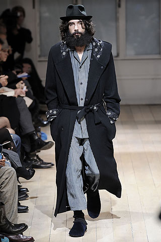 Yohji Yamamoto / - 2009-2010